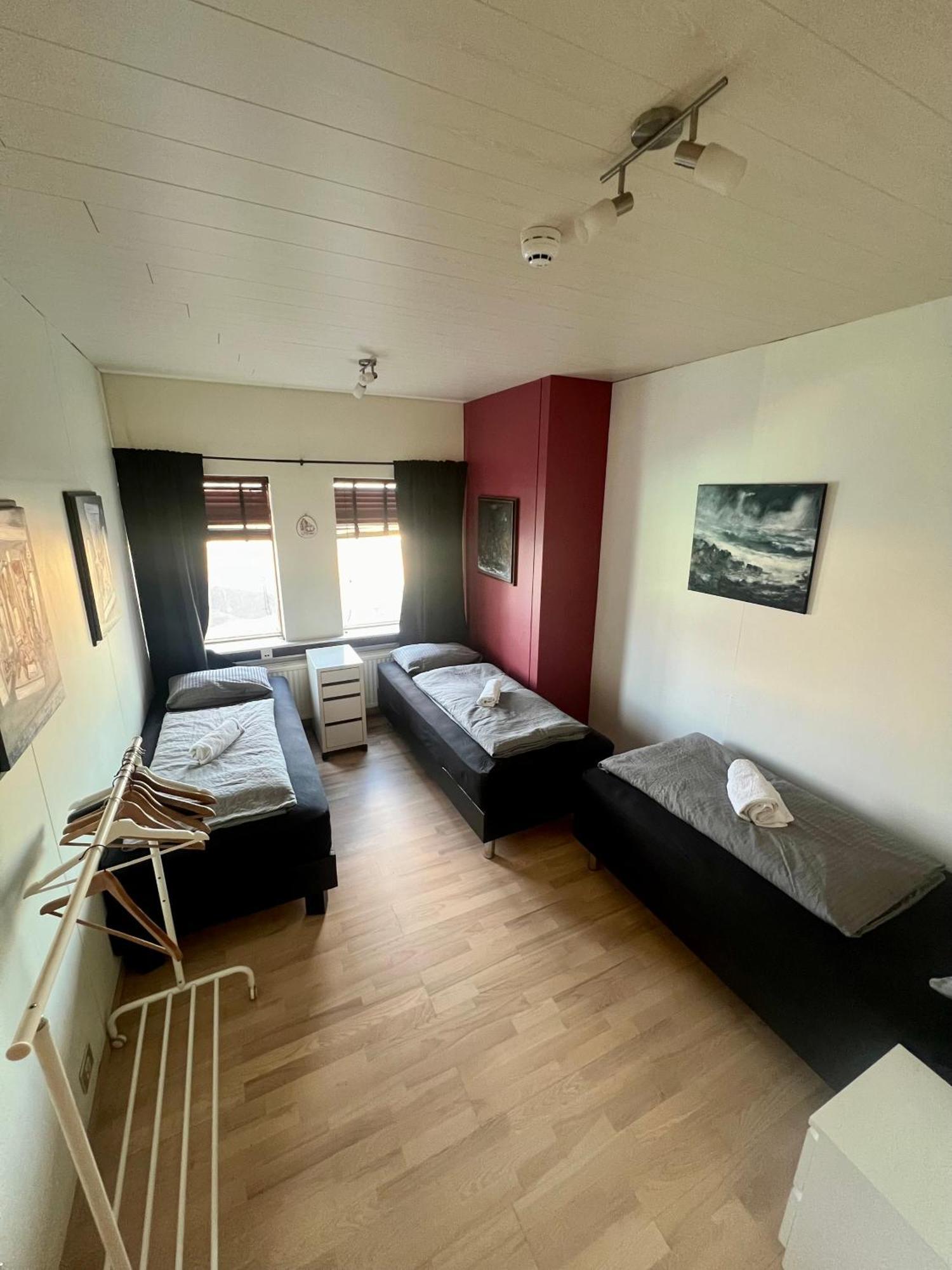 Fisherinn Guesthouse Stokkseyri Bagian luar foto