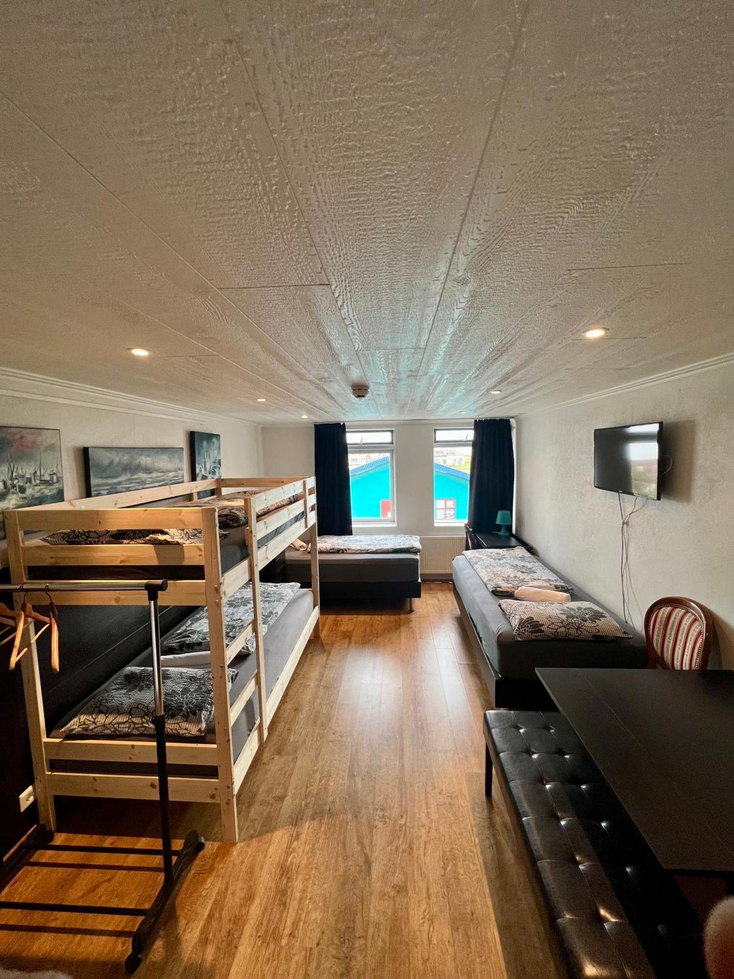 Fisherinn Guesthouse Stokkseyri Bagian luar foto