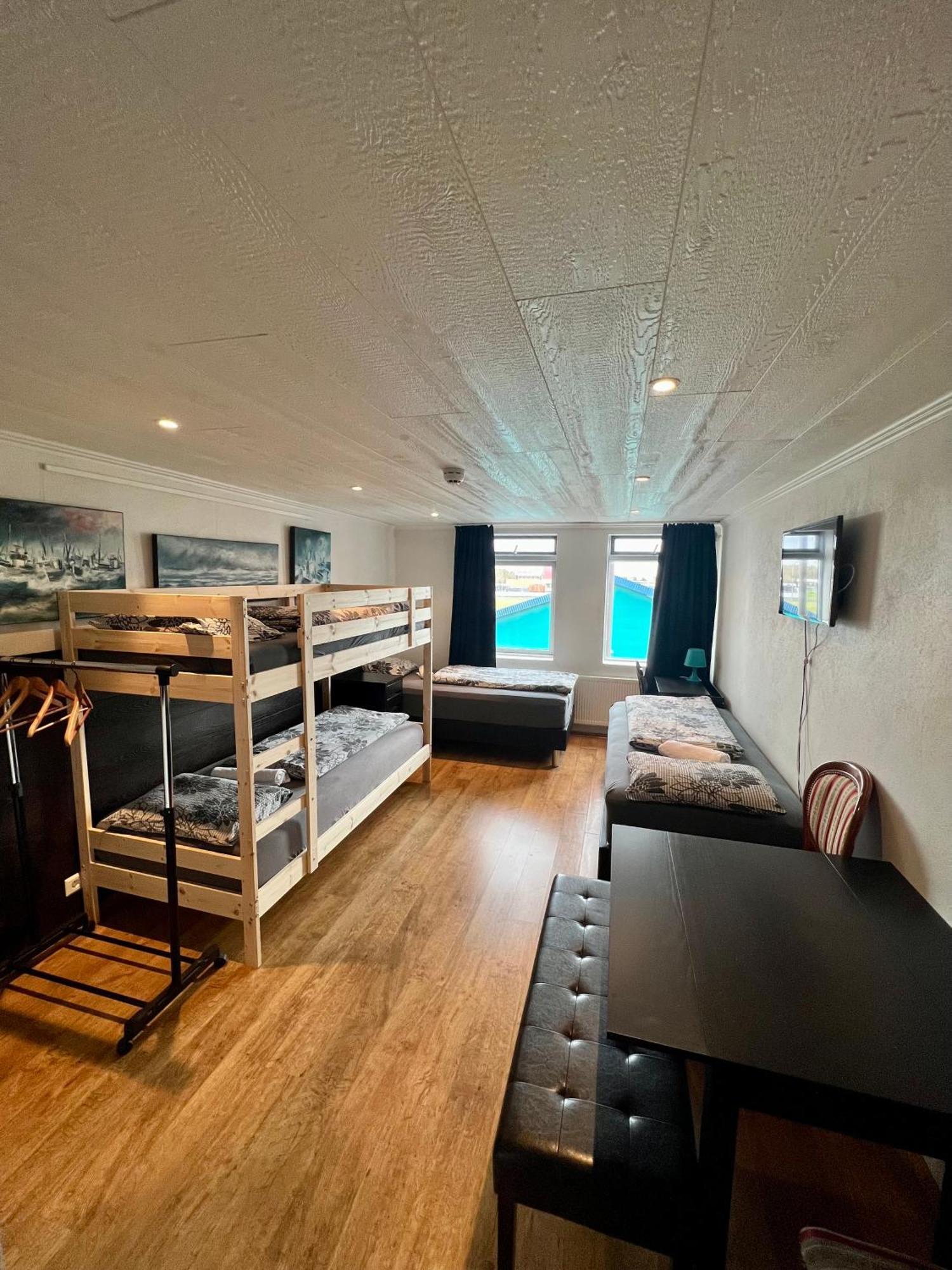 Fisherinn Guesthouse Stokkseyri Bagian luar foto