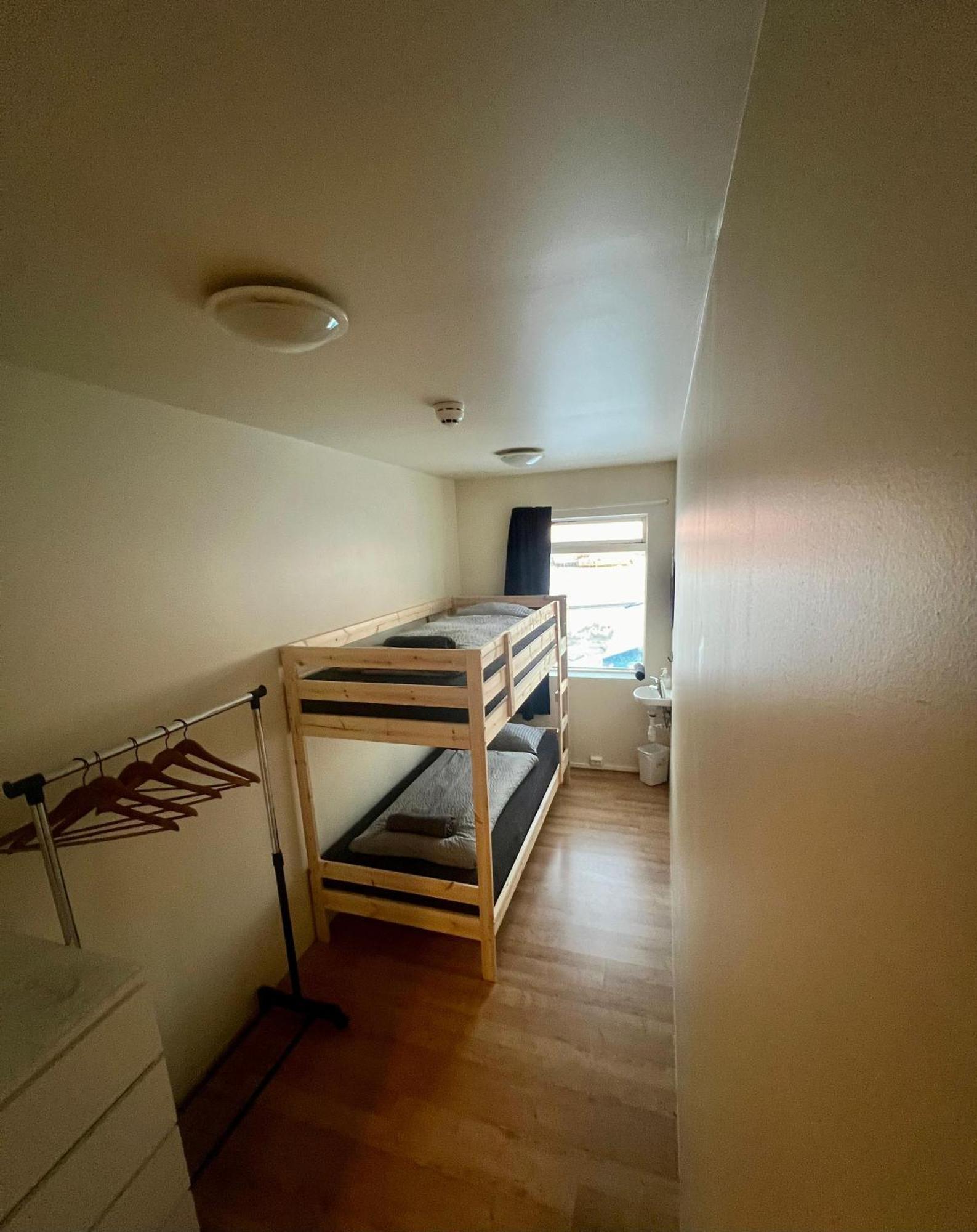 Fisherinn Guesthouse Stokkseyri Bagian luar foto